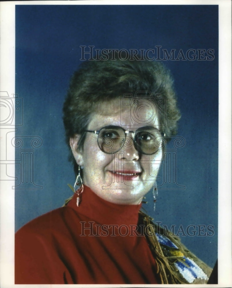 1993 Press Photo Nancy Putnam, president of Sportswoman&#39;s Club, Wisconsin. - Historic Images