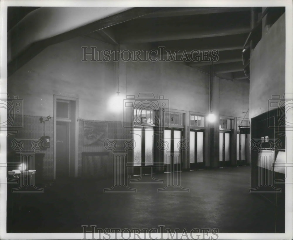 1950 Milwaukee Auditorium interior-Historic Images