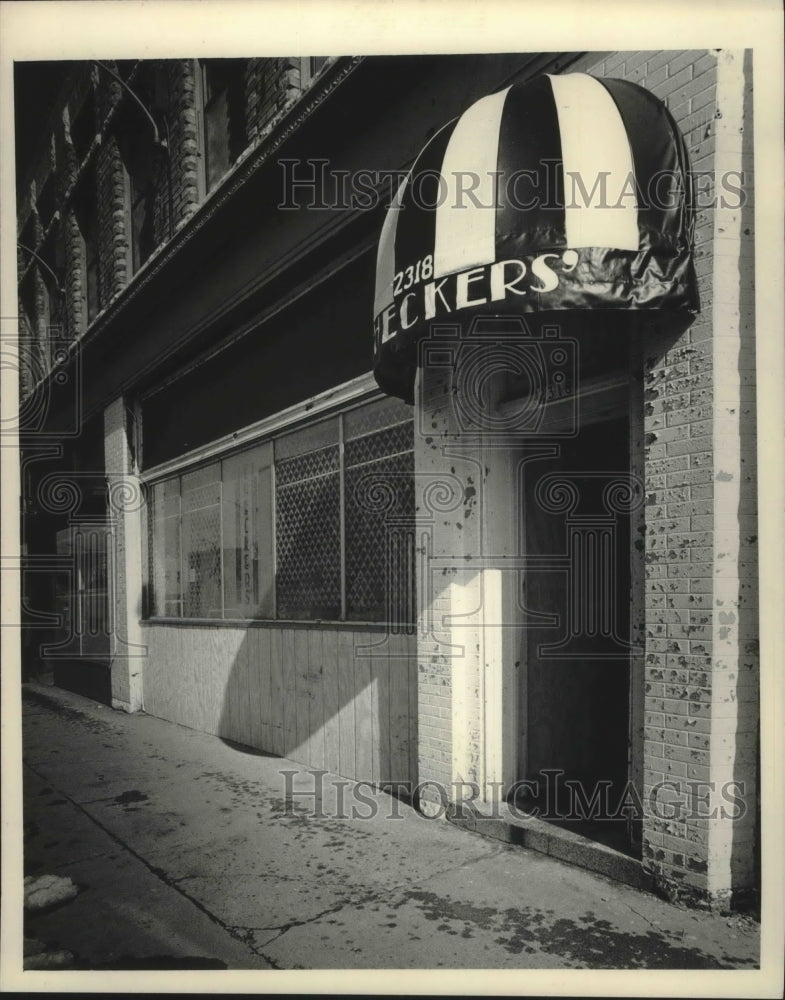 1986 Press Photo The Restaurant Checker&#39;s Cafe in Milwaukee - mjb44155 - Historic Images