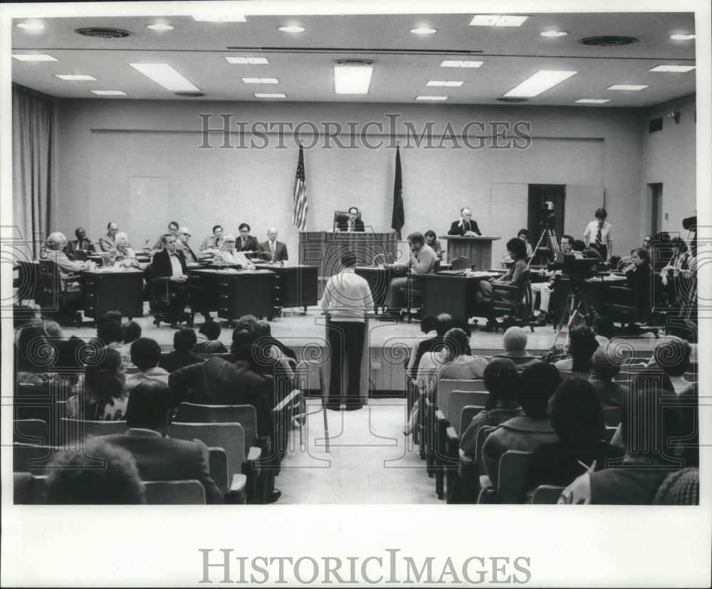 1979 Press Photo Inside Milwaukee School Board Meeting Room, WI - Historic Images