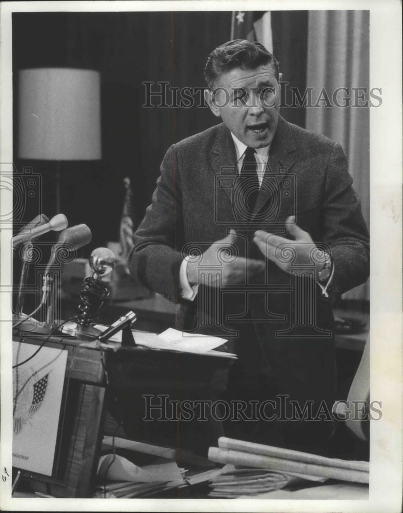 1969 Henry Maier at a Press Conference-Historic Images