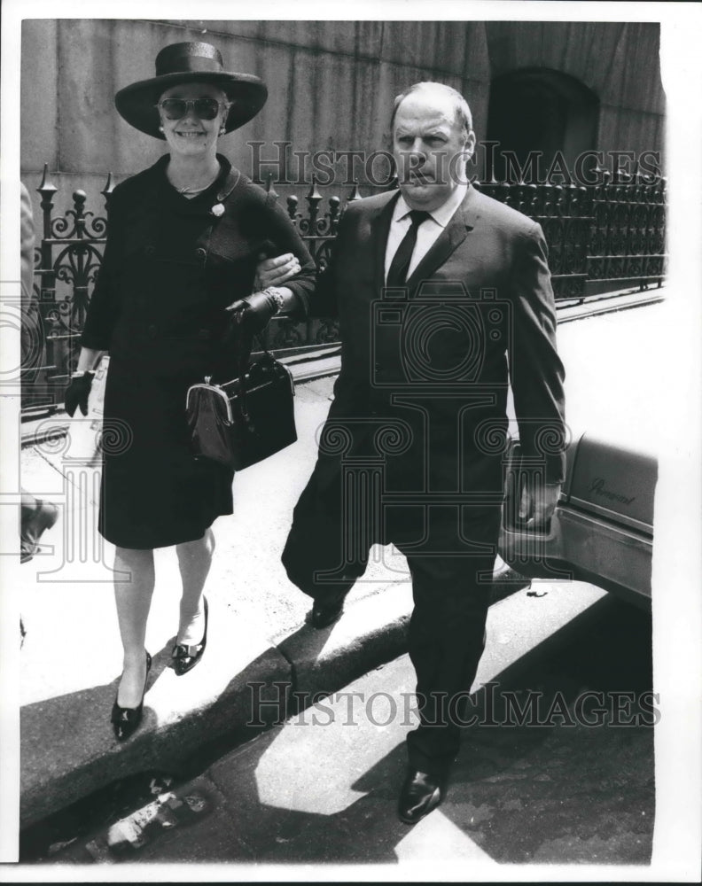 1968 Press Photo Ginger Rogers accompanied her husband William Marshall to court-Historic Images
