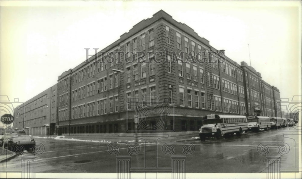 Milwaukee Trade and Technical High School-Historic Images
