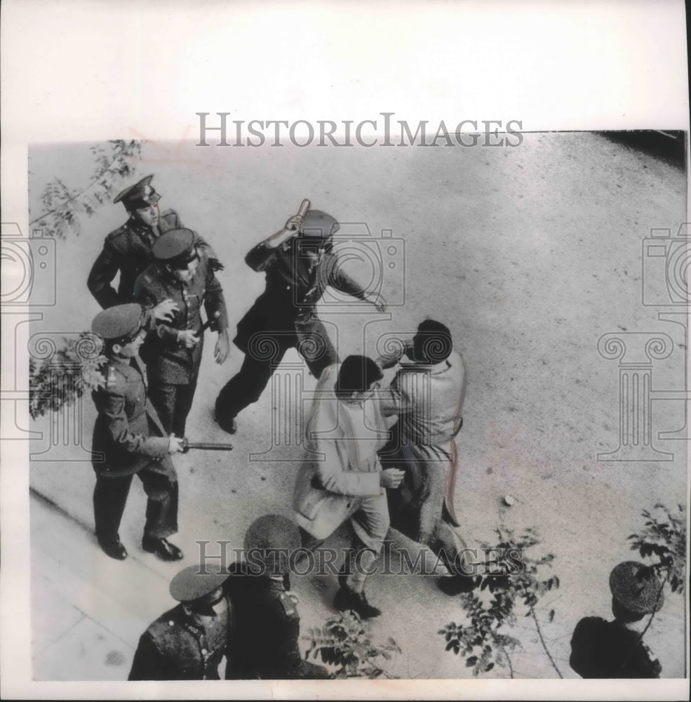 1955 Press Photo Greek policemen move in on students involved in riot, Athens - Historic Images