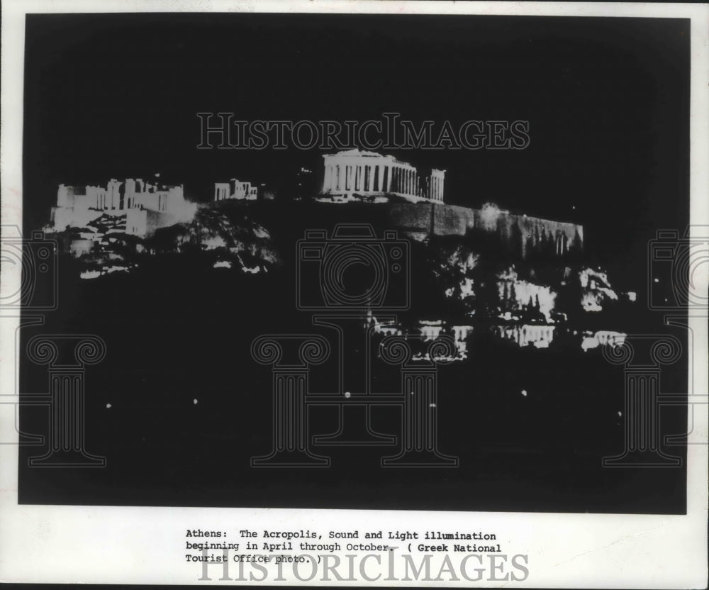 1973 Press Photo Athen&#39;s Acropolis nightly glows at sound and light show, Greece - Historic Images