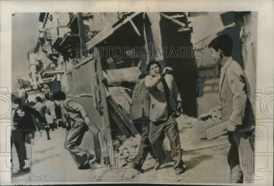 1956 Press Photo Greek Students Hurl Rocks During Demonstration In Athens - Historic Images