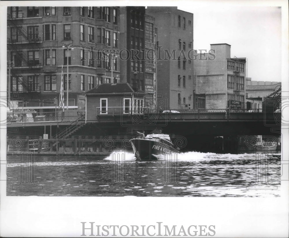 1962 Milwaukee Fire departments fireboat-Historic Images