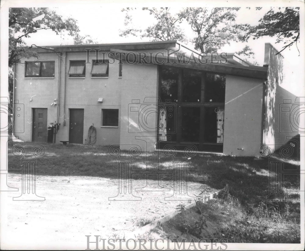 1962 Press Photo A Tri-level office building, 11625 West Blue Mound, Milwaukee - Historic Images