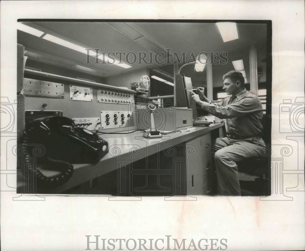 1961 The New $600,000 Headquarters Building at 711 N. Wells St-Historic Images