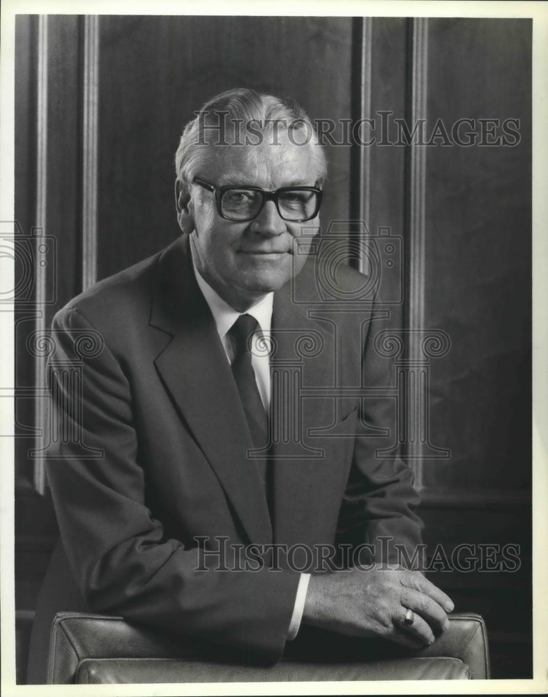 1979 Russell Hedden, Chairman and CEO of Kearney &amp; Trecker Corp., WI-Historic Images
