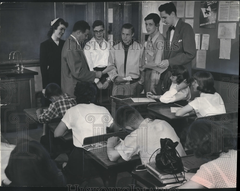 1952 Press Photo Seniors At Pulaski High School Interested In Teaching Careers-Historic Images