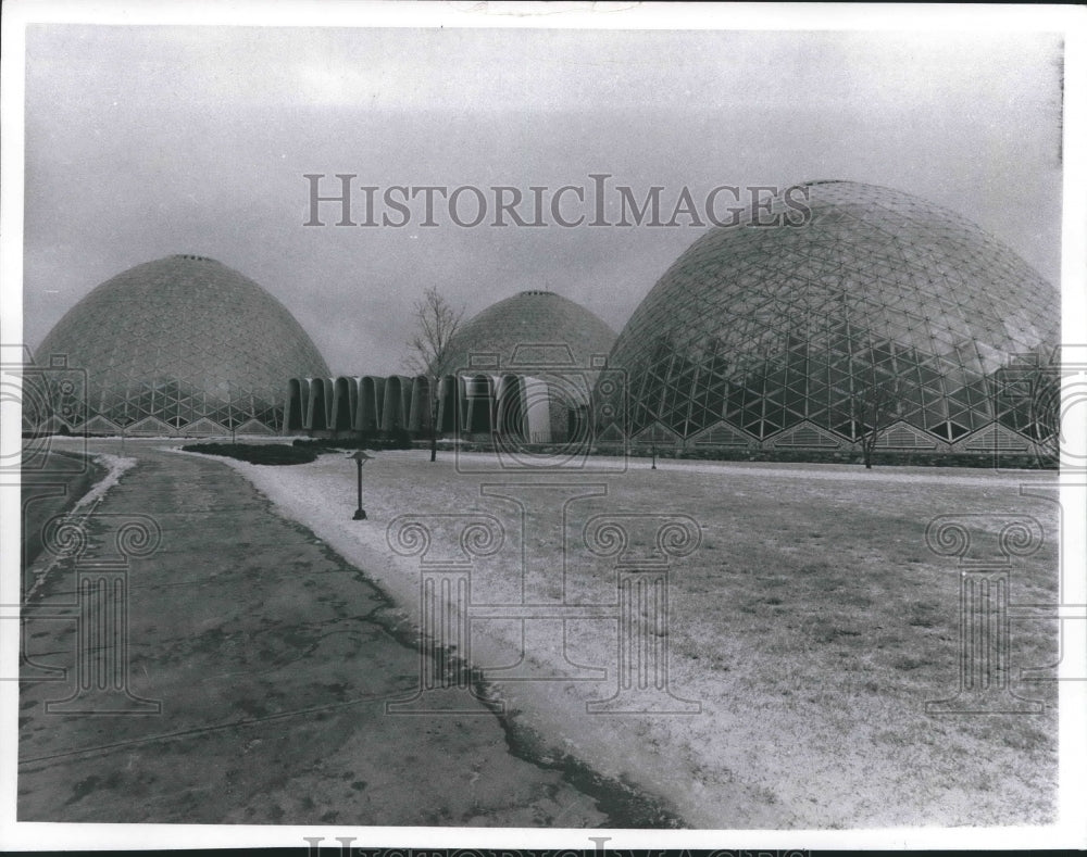 1972 Mitchell Park Domes in background.-Historic Images