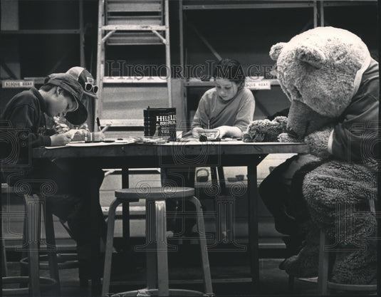 1992 Young Artists at the Milwaukee Museum Art Museum, Max One Bear-Historic Images