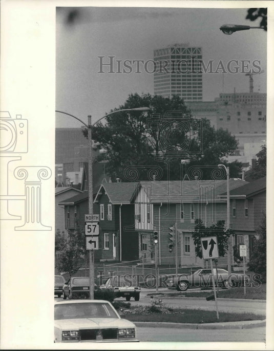 1984 Press Photo West Highland Street view, Milwaukee - mjb51561 - Historic Images