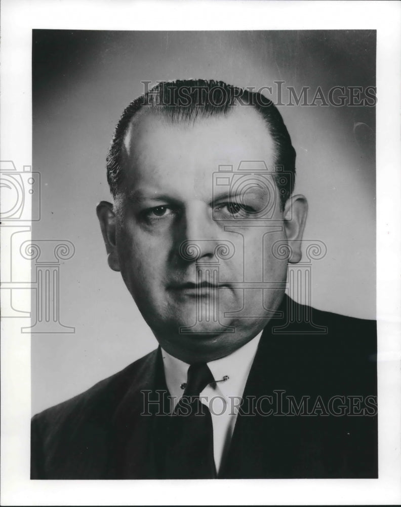 1967 Press Photo Donald H. Monson Assistant Director at American Motor Corp. - Historic Images