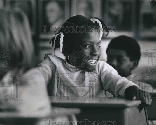 1975 Press Photo New pupil at 55th Street School, Milwaukee - mjb52789 - Historic Images