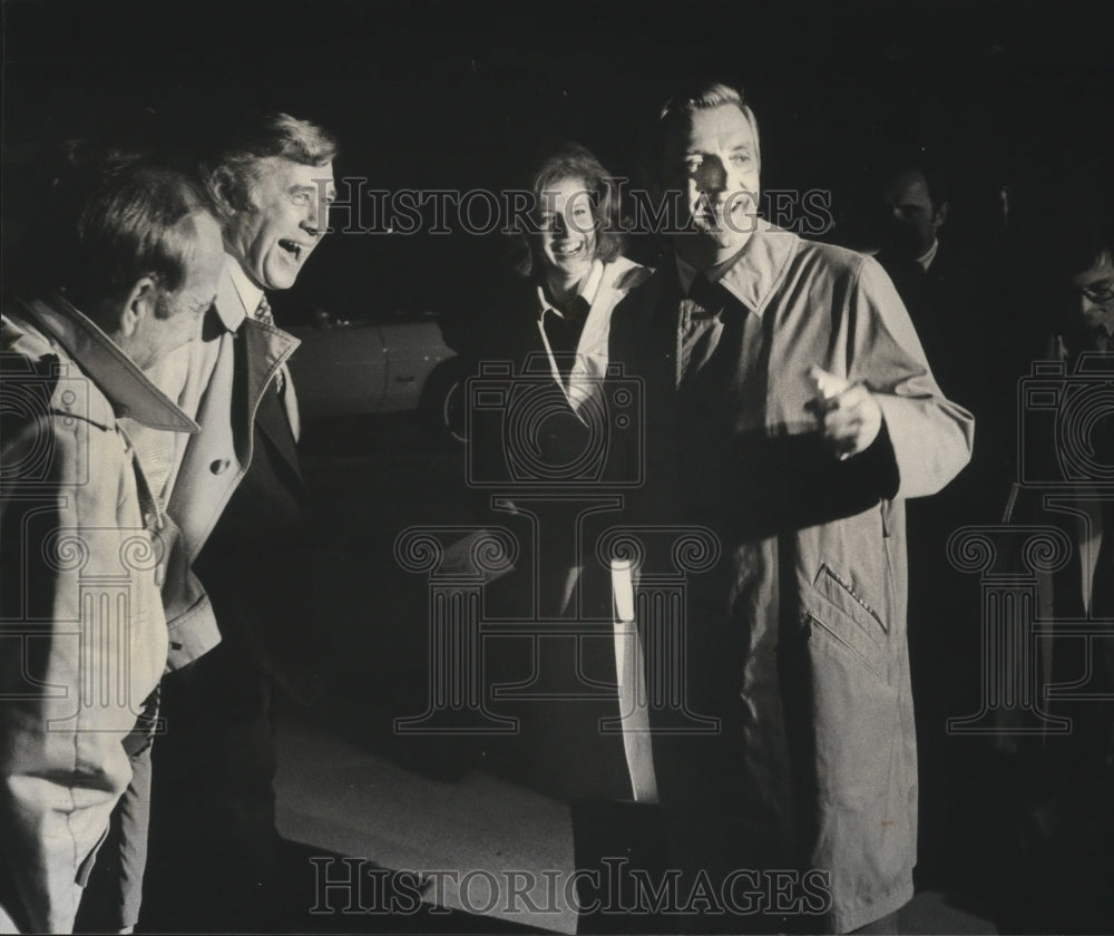 1978 Walter Mondale, Mayor Maier, and Wife Karen Lamb, Milwaukee-Historic Images