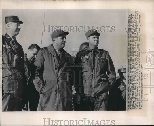 1961 Press Photo Alvin O'Konski, Wisconsin Rep. watches National Guard perform - Historic Images