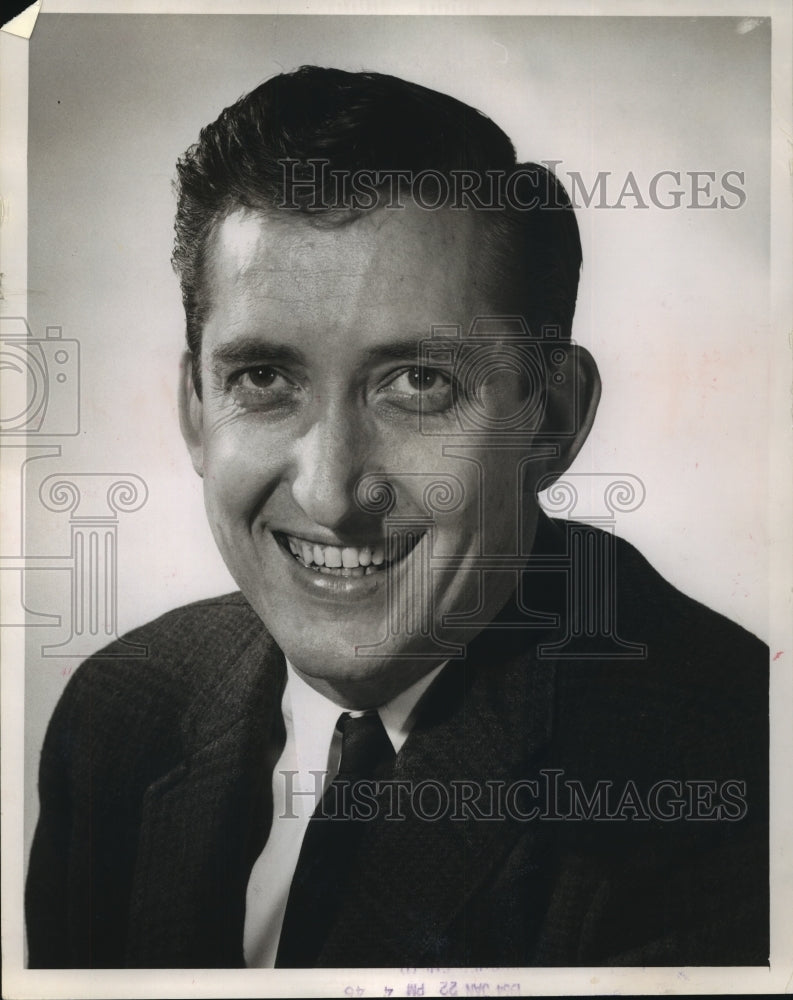 1984 Press Photo Adrian Hall directs &quot;The Hostage&quot;, Fred Miller Theatre - Historic Images