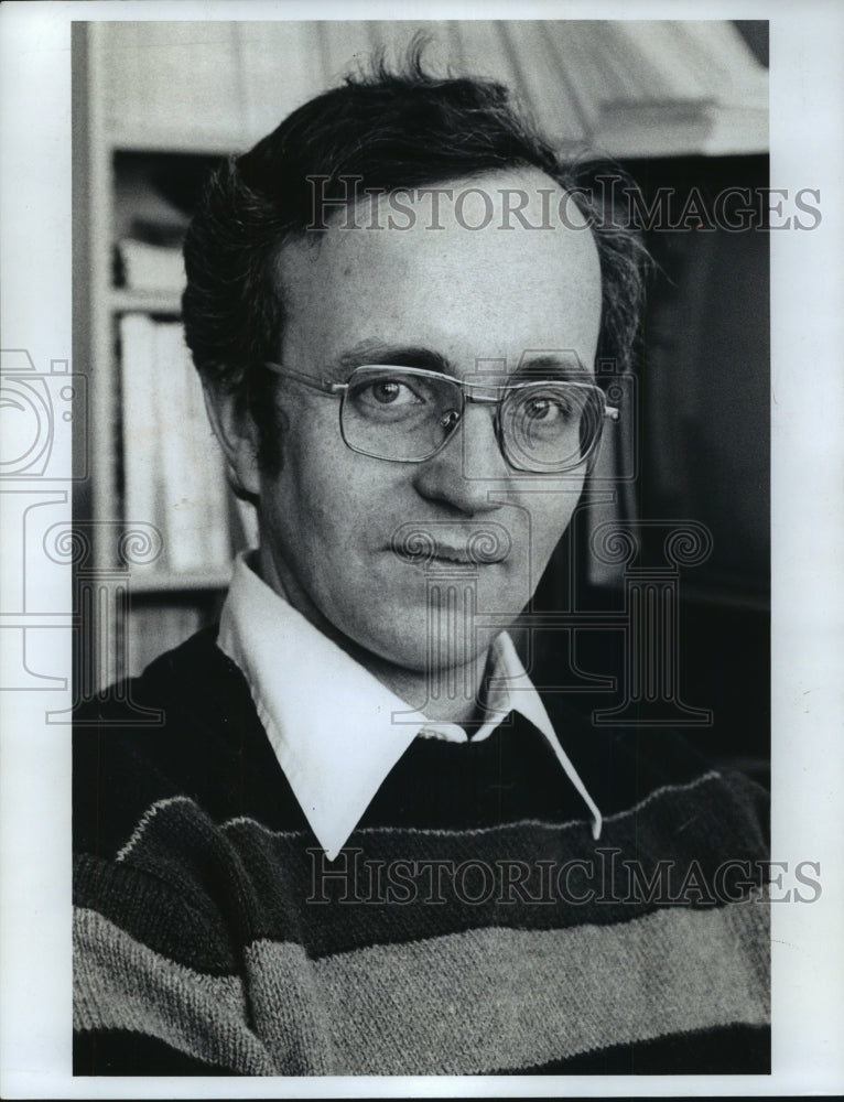 1978 Professor James Hoyt, University of Wisconsin, Madison - Historic Images