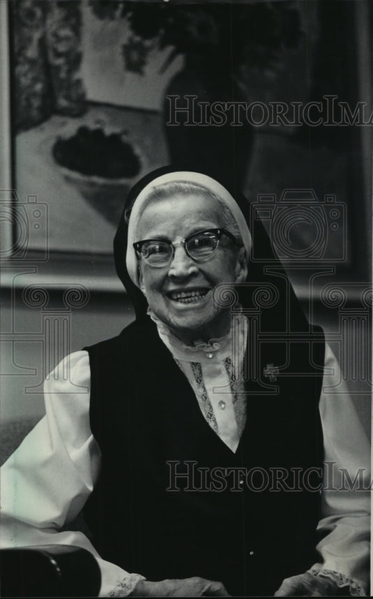 1985 Press Photo Sister Hubertine turns 100 at St. Joseph's Convent - mjb55459 - Historic Images
