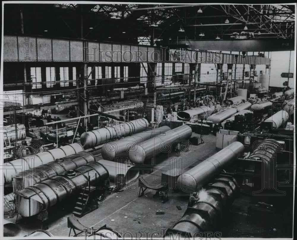 1966 Heil Company&#39;s tank factory equipment in Milwaukee, Wisconsin-Historic Images