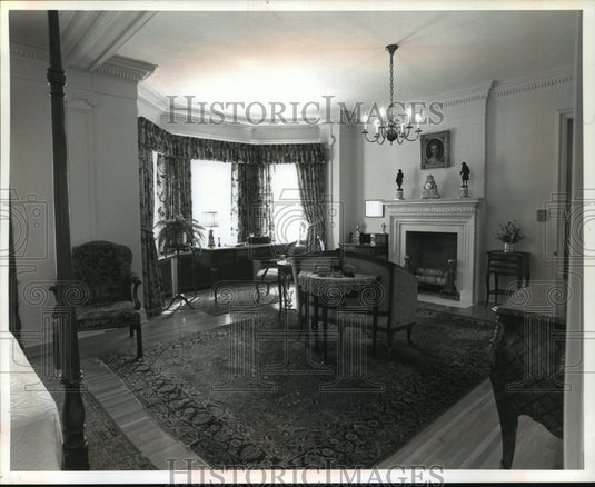 1993 Press Photo Master bedroom of the Paine Mansion - mjb56012 - Historic Images