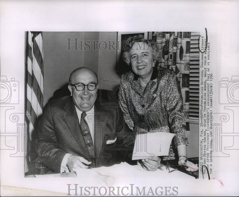 1956 Press Photo Leonard Hall And Bertha Adkins Pose And Smile In Washington - Historic Images