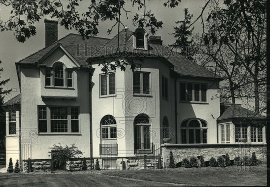 1987 Press Photo South Exterior of 1987 Symphony Showhouse in Milwaukee - Historic Images