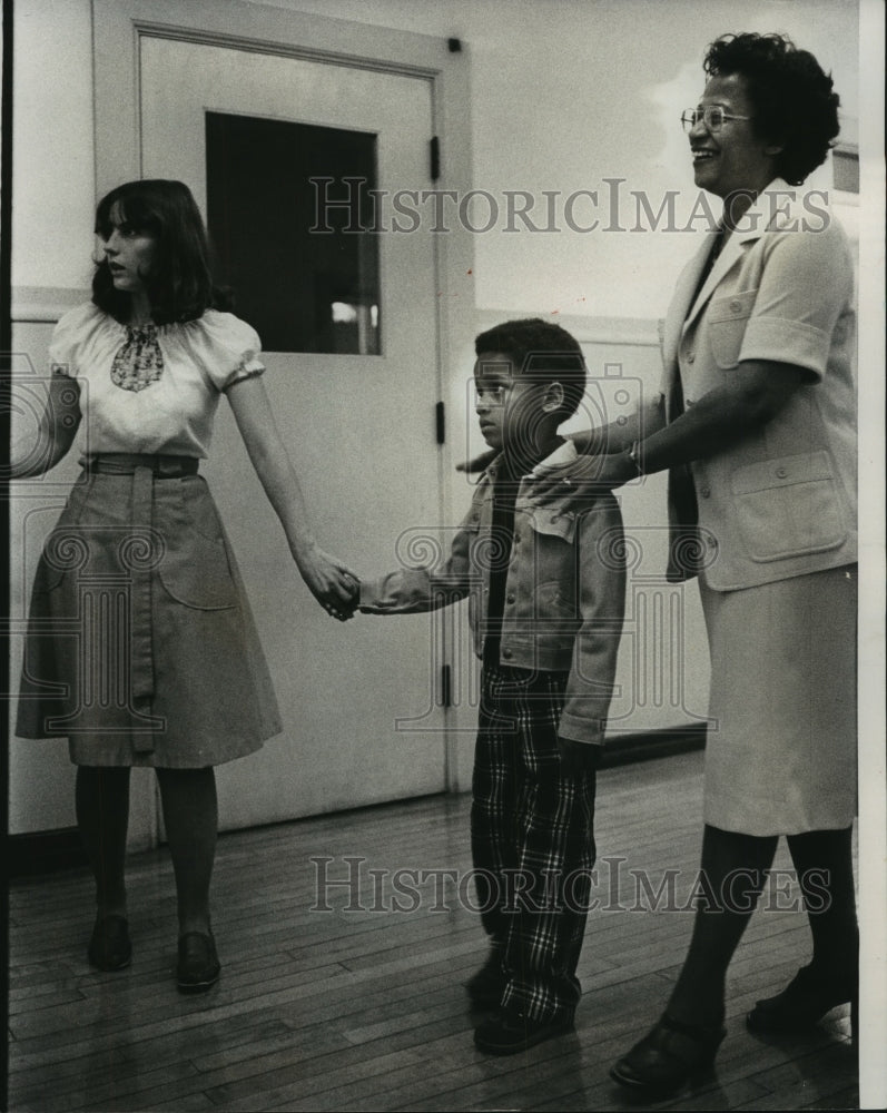 1977 Trowbridge Street School Principal Birks Guides New Student - Historic Images