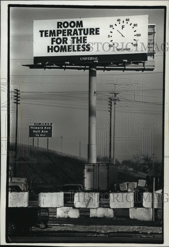 1991 Press Photo Room Temperature for the Homeless - mjb57230 - Historic Images