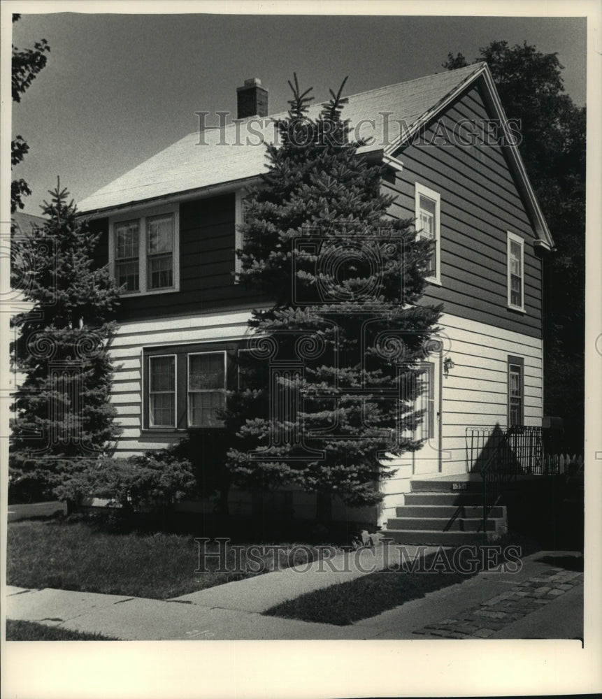 1986 Press Photo First co-op unit in Milwaukee, Wisconsin - mjb57235 - Historic Images