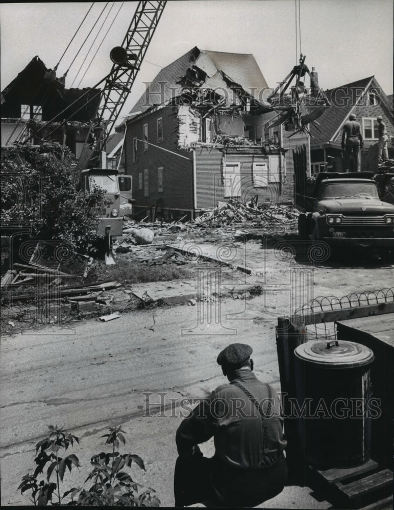 1964 Press Photo Holton Terrace Housing Project Begins With Clearing of Site