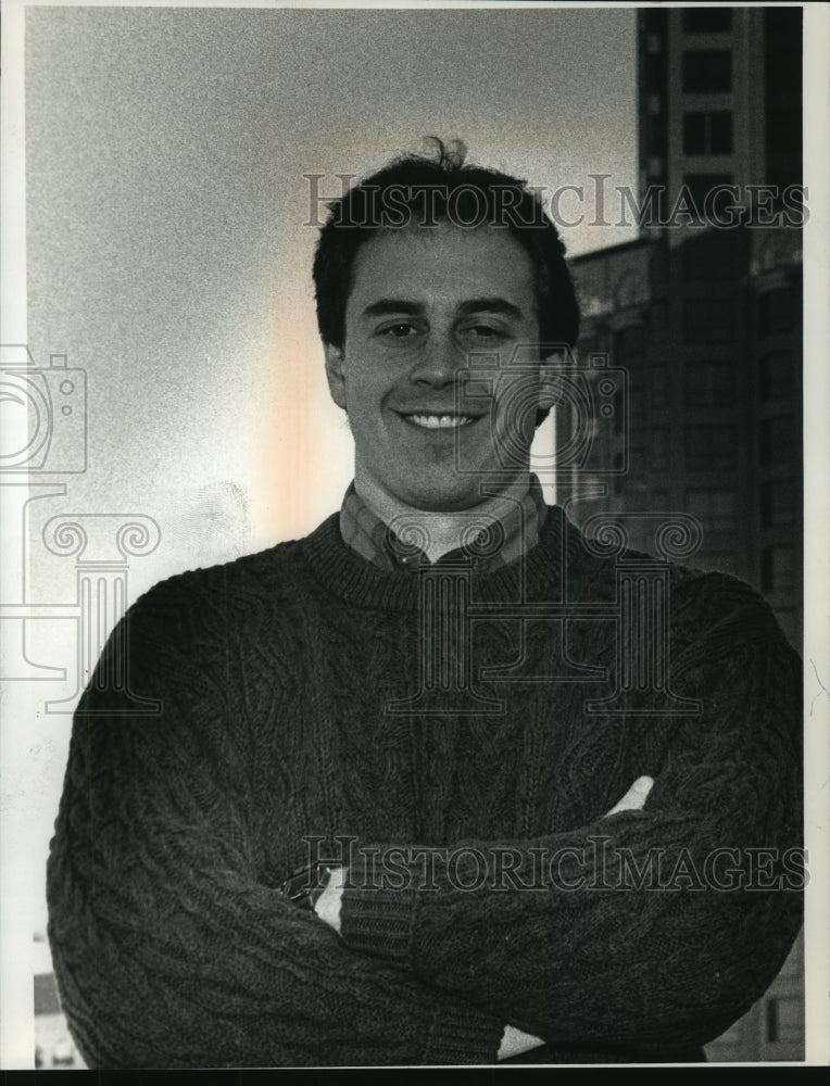 1990 Press Photo Brian Morello, general manager, Beloit Beverage Company - Historic Images