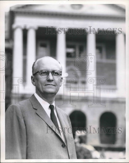 1962 Press Photo Fred Harrington Dr. University of Wisconsin's 14th president - Historic Images