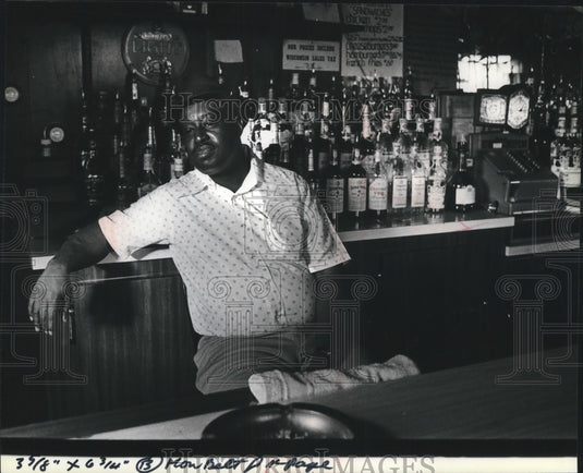 1980 Thurman and Ruth Joiner run bar in Milwaukee's Merrill Park - Historic Images