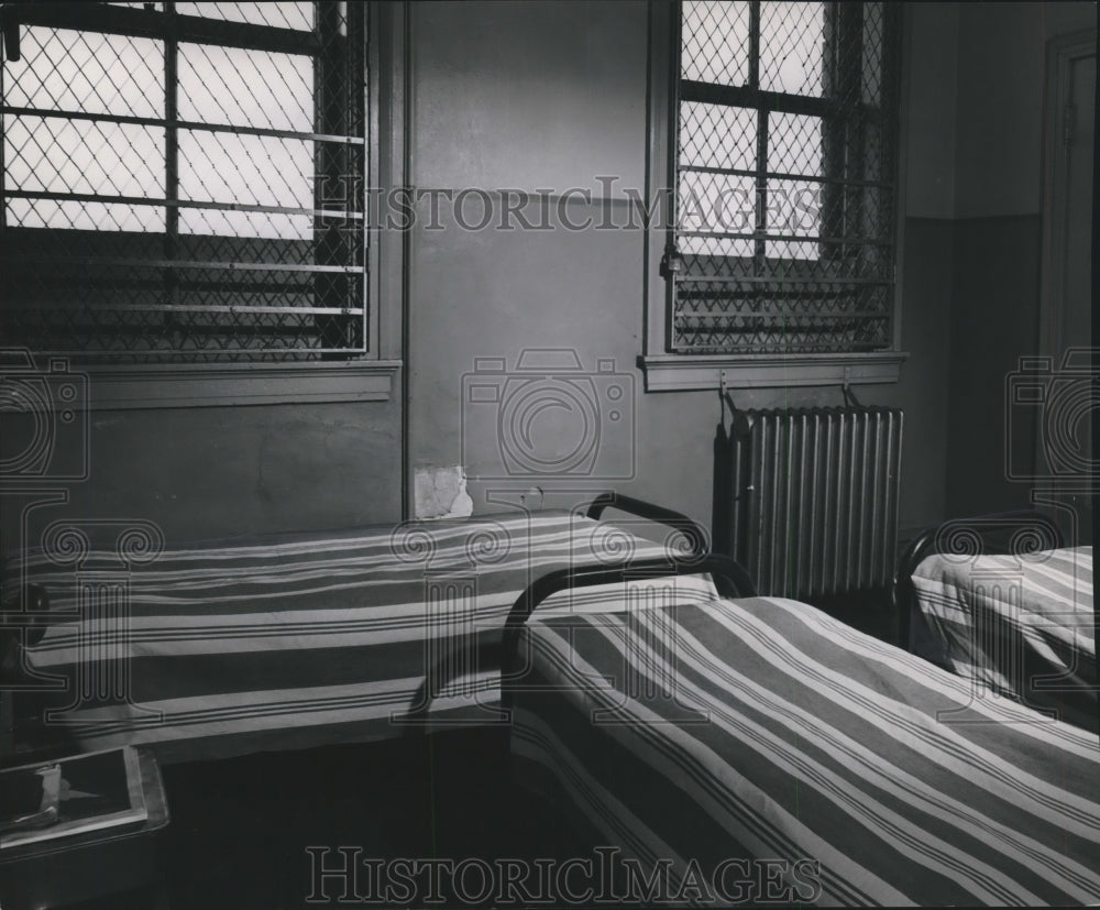 1954 Press Photo Milwaukee County Detention Home boys' beds - mjb59205 - Historic Images
