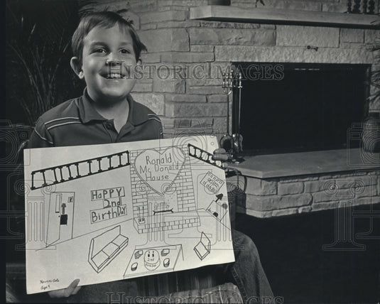 1986 Press Photo Kevin Cole made drawing to be used to raise money, Milwaukee - Historic Images
