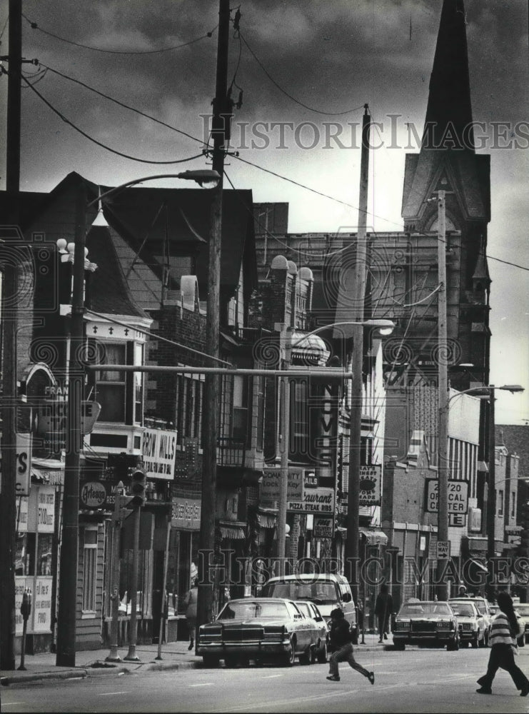 1983 Press Photo View of the 1200 Block of South 16th Street In Milwaukee - Historic Images