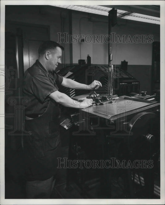 1953 Press Photo The Milwaukee Journal Composing Department. - mjb60274 - Historic Images