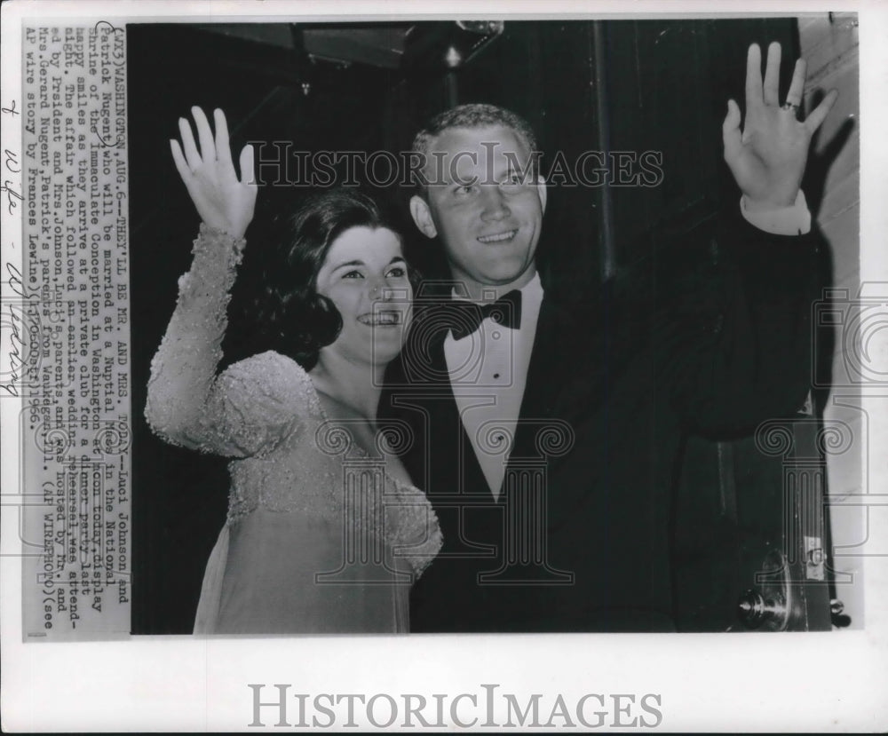 1966 Press Photo Luci Johnson and Patrick Nugent arrive at private club - Historic Images