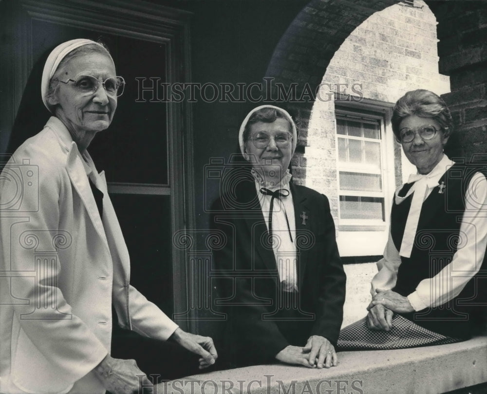 1987 Press Photo Sisters of Mercy Convent, Immaculate Conception Catholic Church - Historic Images