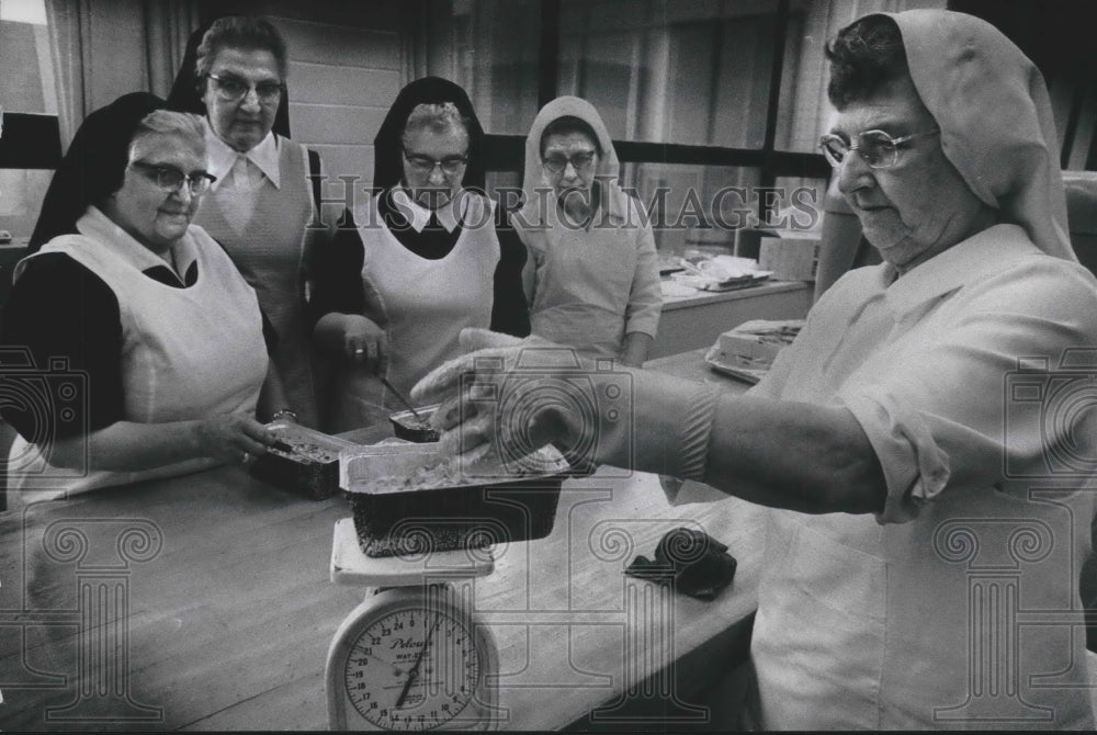 1978 Milwaukee nuns love their work at De Sales Preparatory Seminary-Historic Images