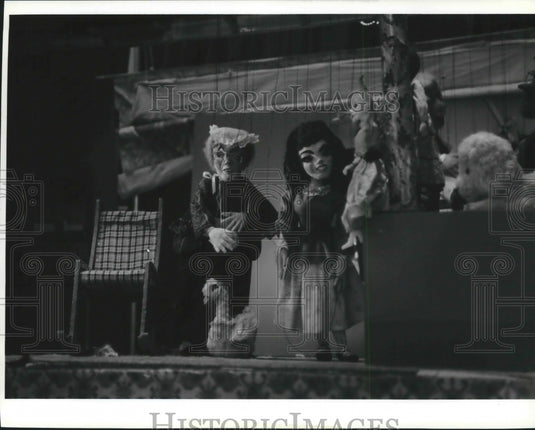 1993 Press Photo "Babes in Toyland" marionette characters at shopping center - Historic Images