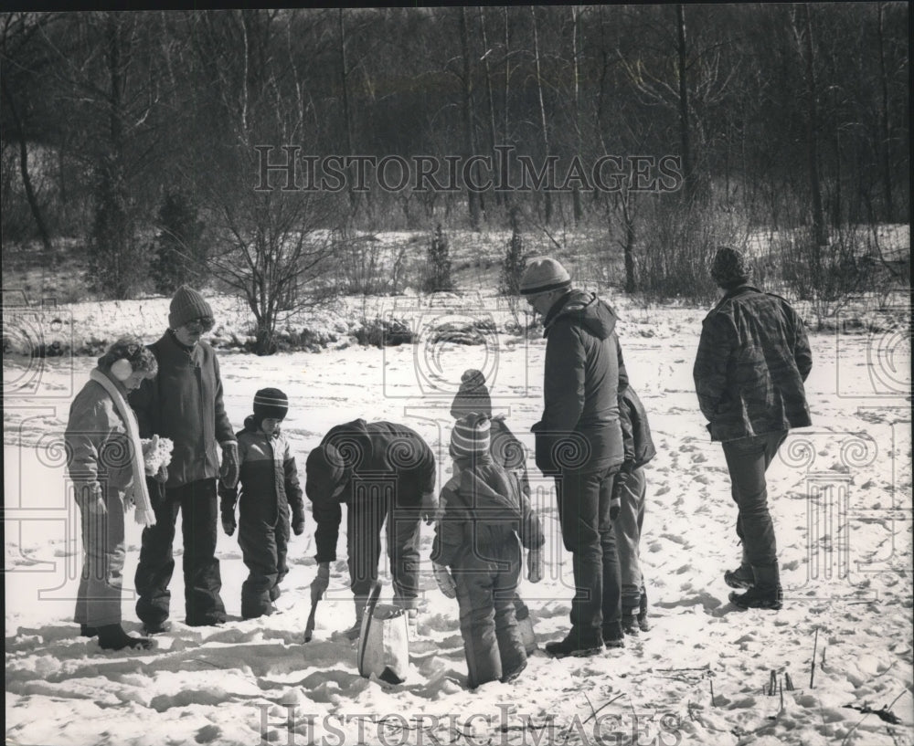 1989 Press Photo Suzanne Wade Teaches at Riveredge Nature Center, Newburg - Historic Images