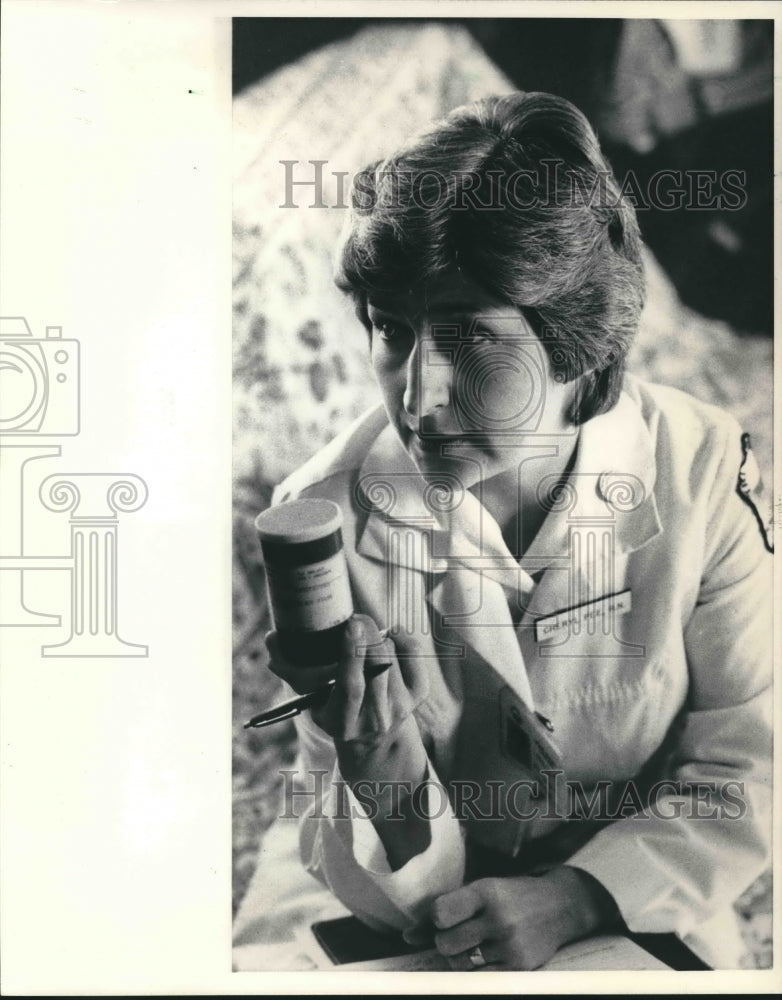 1985 Press Photo Cheryl Pee, Nurse - mjb61382 - Historic Images