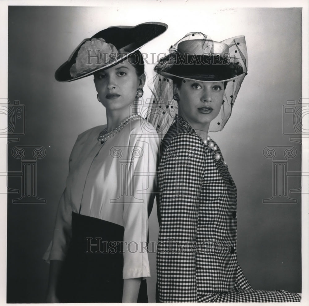 1989 Press Photo Chanel style designs from Madison&#39;s - mjb61468 - Historic Images