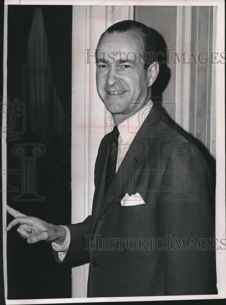 1969 Richard Helms Head Of CIA Arrives In Washington To Testify 1969 Richard Helms Head Of CIA Arrives In Washington To Testify