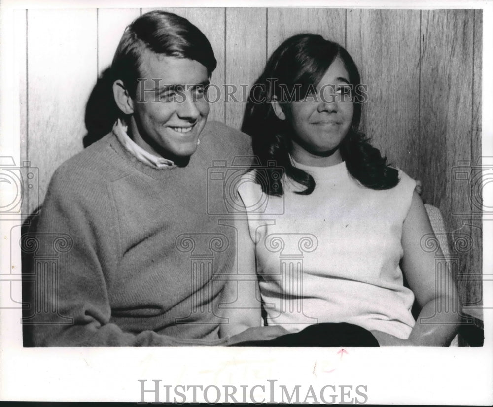 1968 Press Photo Remi Brooke and fiancÃ© Donald Hasler, engagement photo - Historic Images