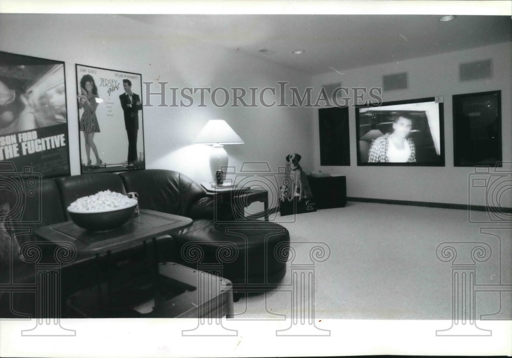 1994 Press Photo Mabeus Construction&#39;s Russwood model At Pewaukee Parad of Homes - Historic Images